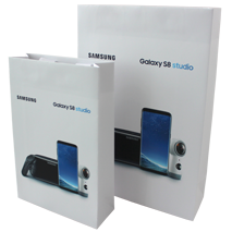 Мы сделали бумажные пакеты с матовой ламинацией СОФТ-ТАЧ (SOFT TOUCH) для презентации нового телефона Samsung Galaxy S8